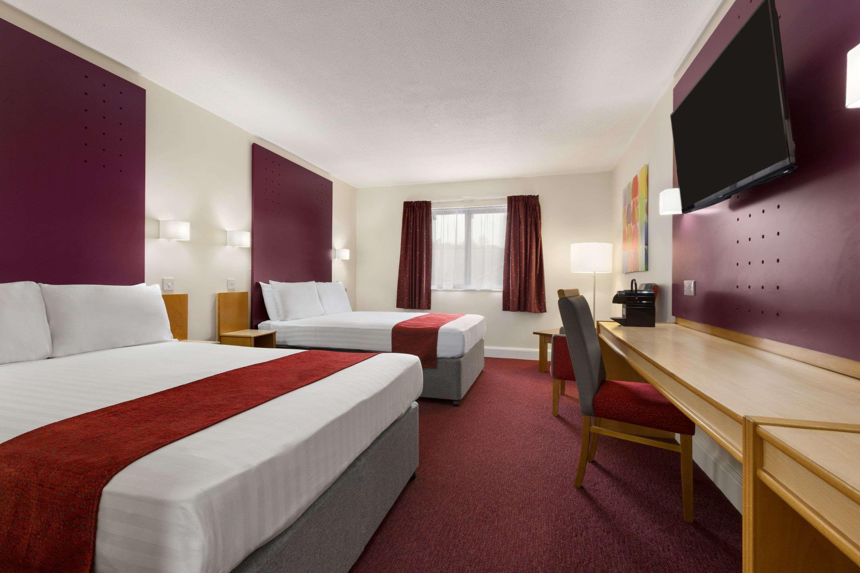 Days Inn Maidstone Dış mekan fotoğraf