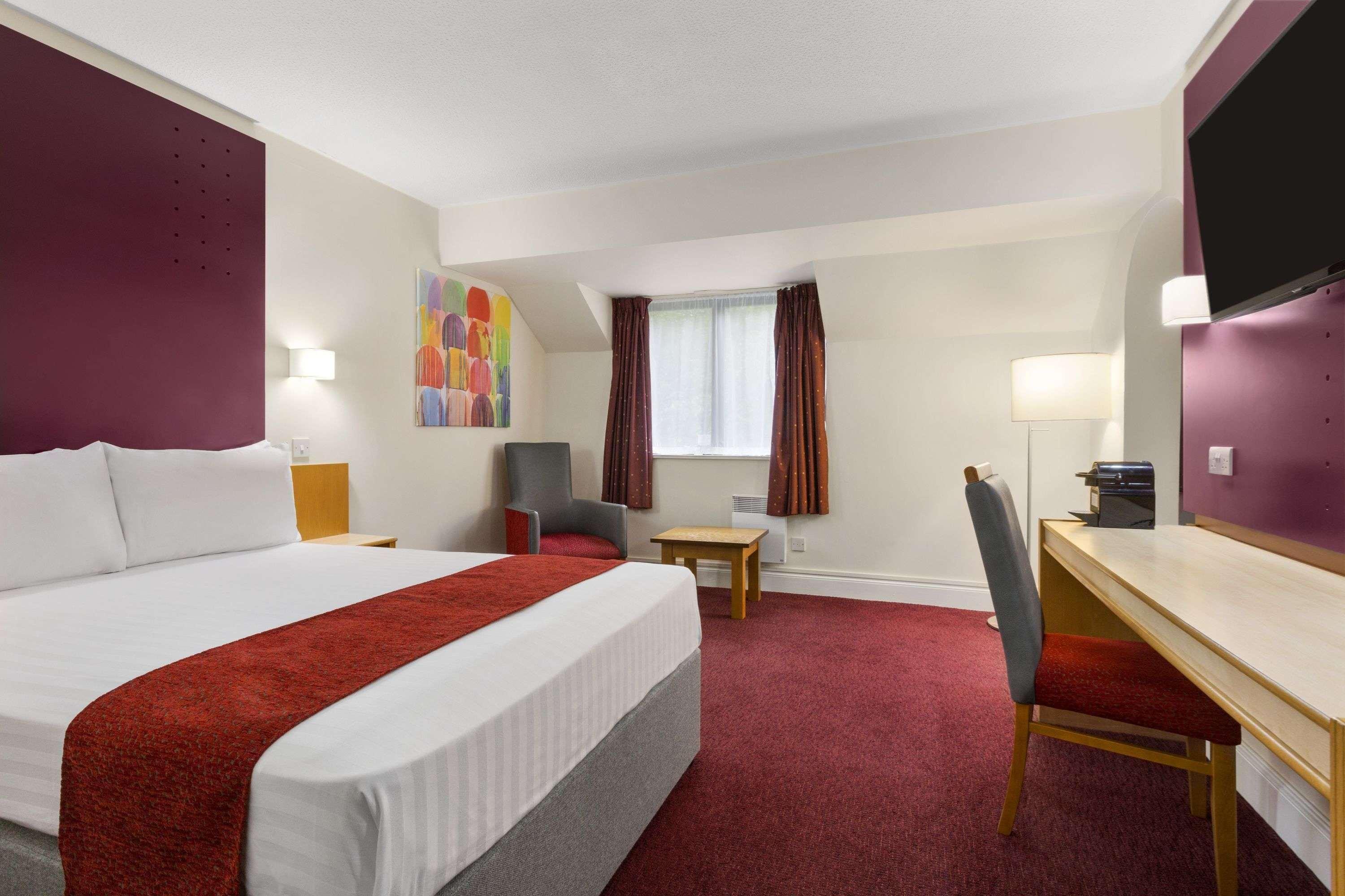 Days Inn Maidstone Dış mekan fotoğraf